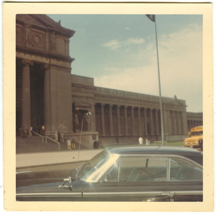 1230.jpg - Visiting the state capital in Des Moines, IA  1967