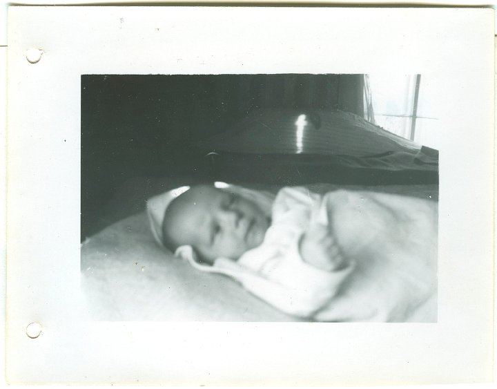 1238.jpg - unknown child.  1956