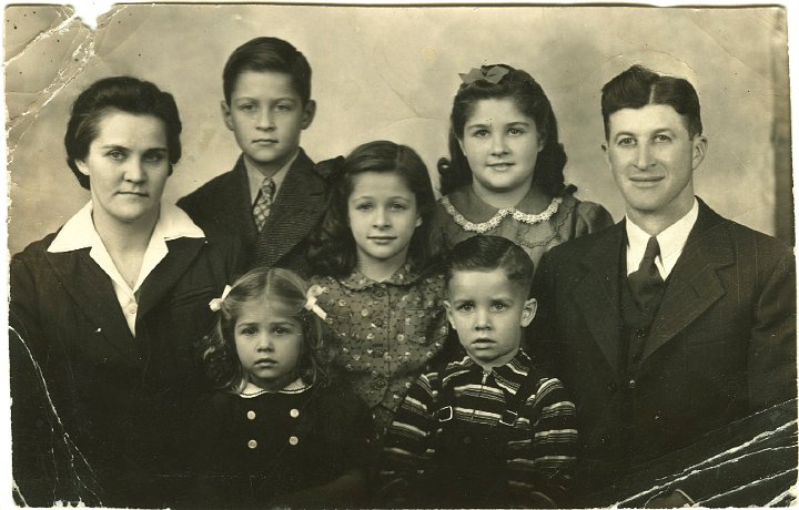 1352.jpg - unknown.  1967c