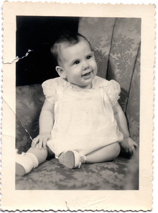 1449.jpg - Judy Krabill  1946c