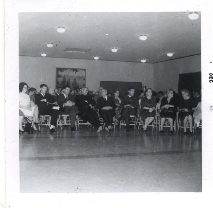 0678.jpg - Doris & Edward Reschly, Floyd Reschly, Willard Leichty, ???, Vernon & Mable Gerig, ???, ???.  1965